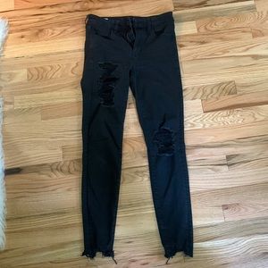 American Eagle distressed black Hi-Rise Jegging